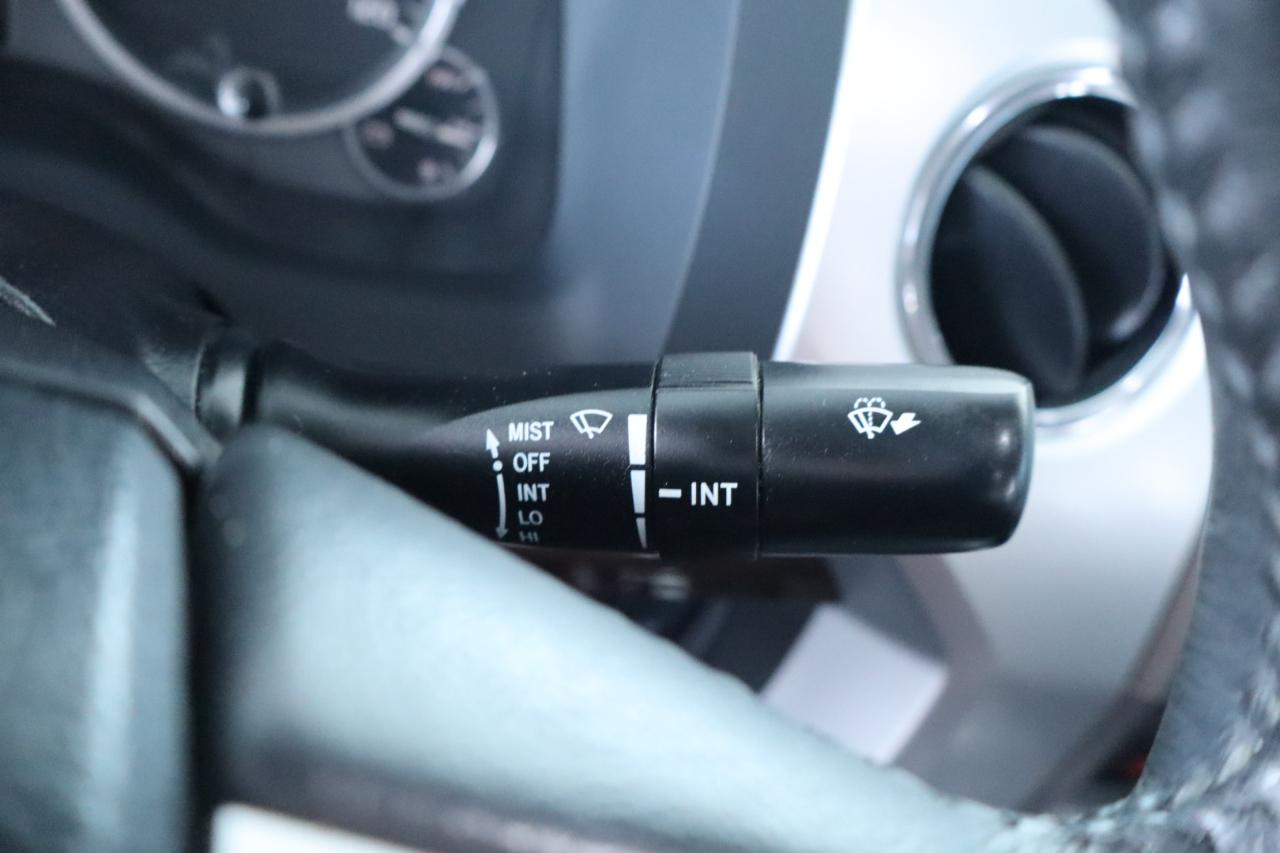 Toyota Tundra 2WD Truck CrewMax 5.7L FFV V8 6-Spd AT LTD (Natl) 2016