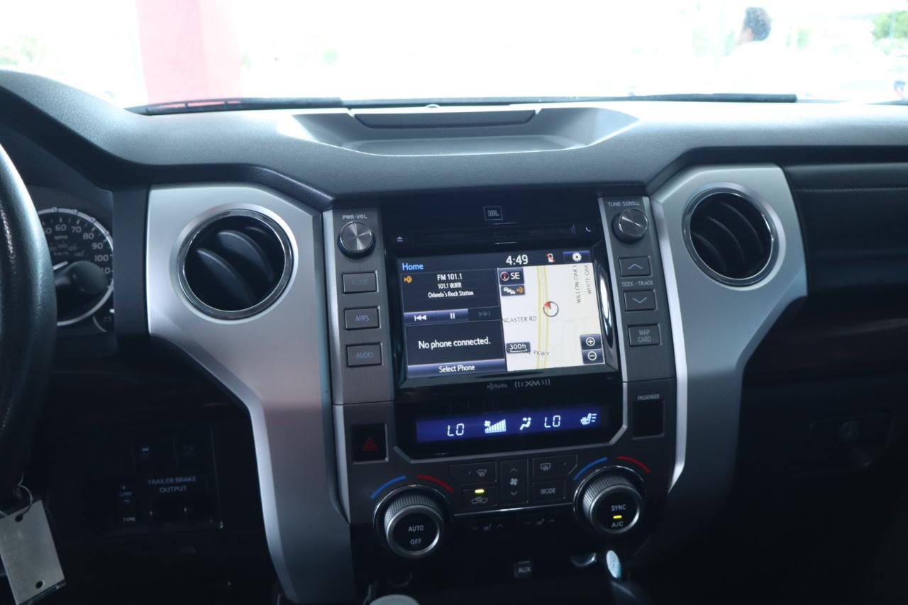 Toyota Tundra 2WD Truck CrewMax 5.7L FFV V8 6-Spd AT LTD (Natl) 2016