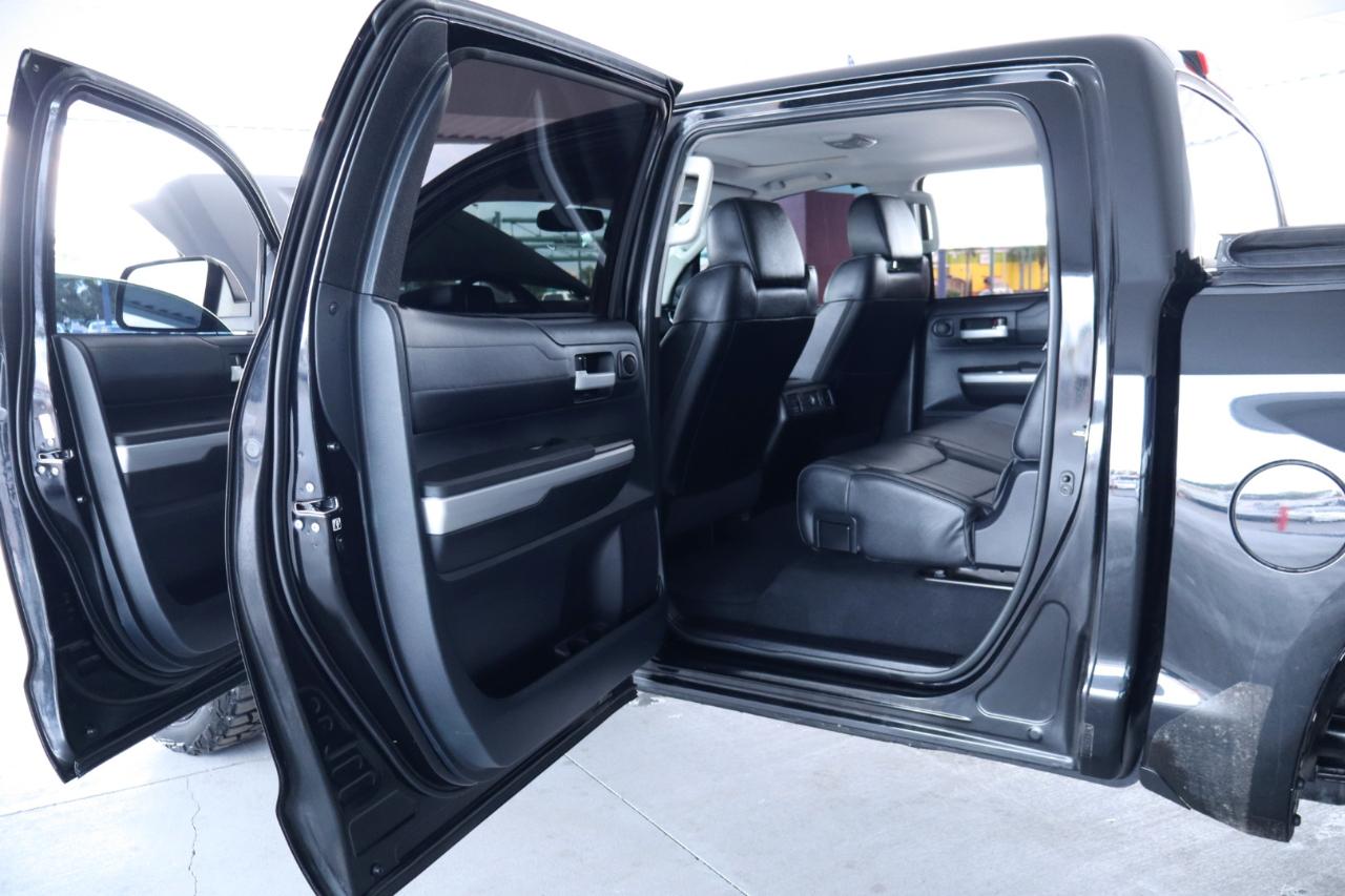 Toyota Tundra 2WD Truck CrewMax 5.7L FFV V8 6-Spd AT LTD (Natl) 2016