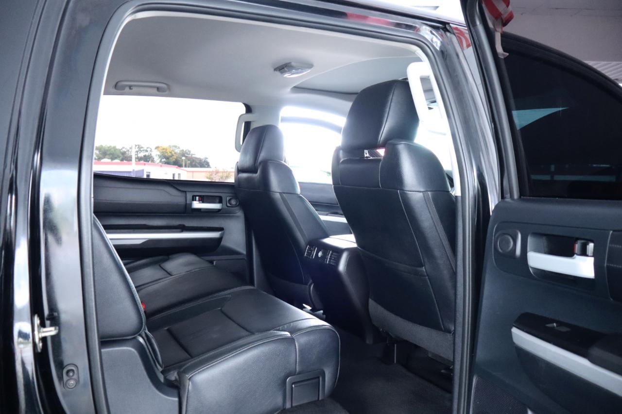 Toyota Tundra 2WD Truck CrewMax 5.7L FFV V8 6-Spd AT LTD (Natl) 2016