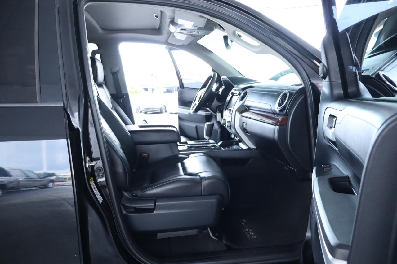 Toyota Tundra 2WD Truck CrewMax 5.7L FFV V8 6-Spd AT LTD (Natl) 2016