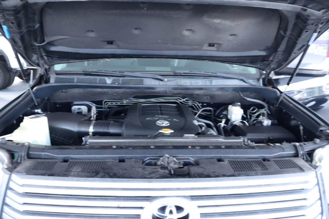 Toyota Tundra 2WD Truck CrewMax 5.7L FFV V8 6-Spd AT LTD (Natl) 2016