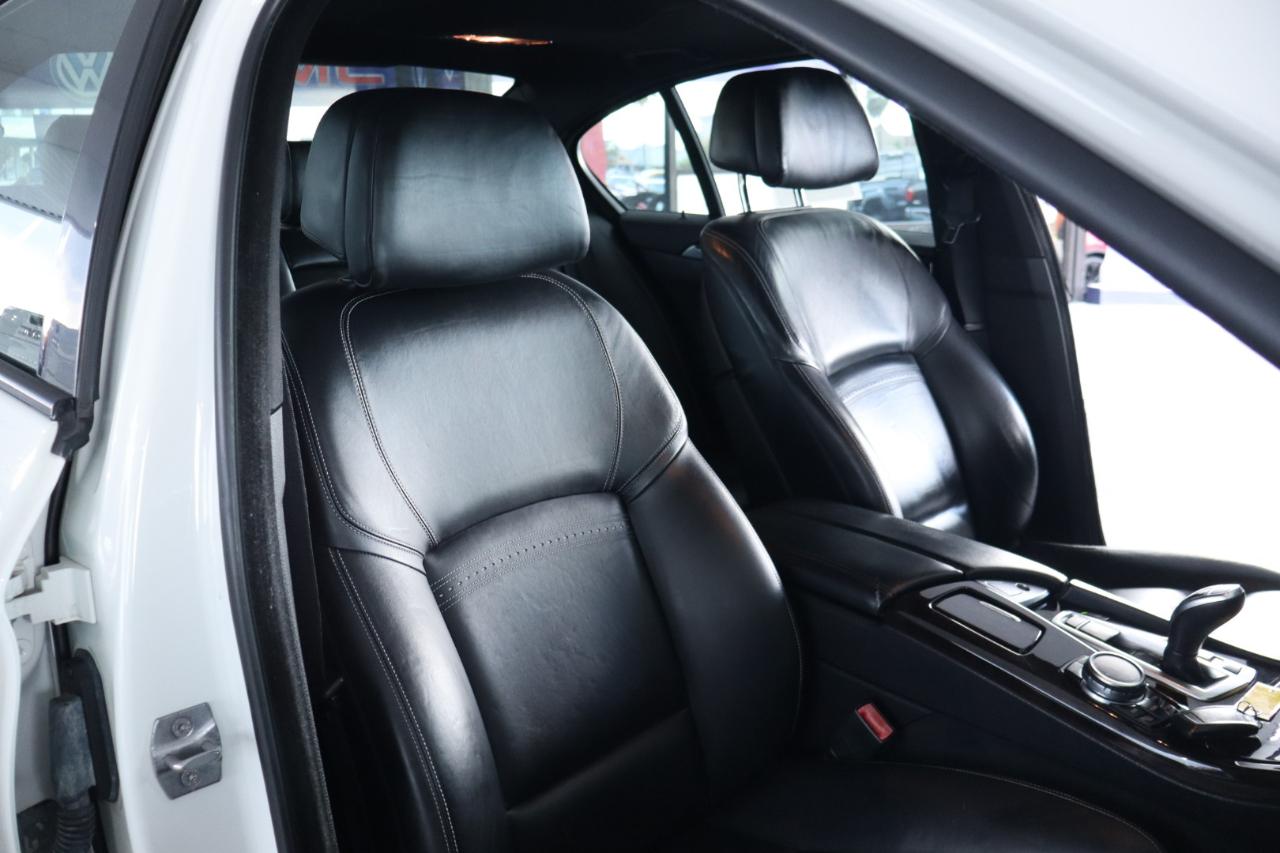 BMW 5 Series 4dr Sdn 535i RWD 2016