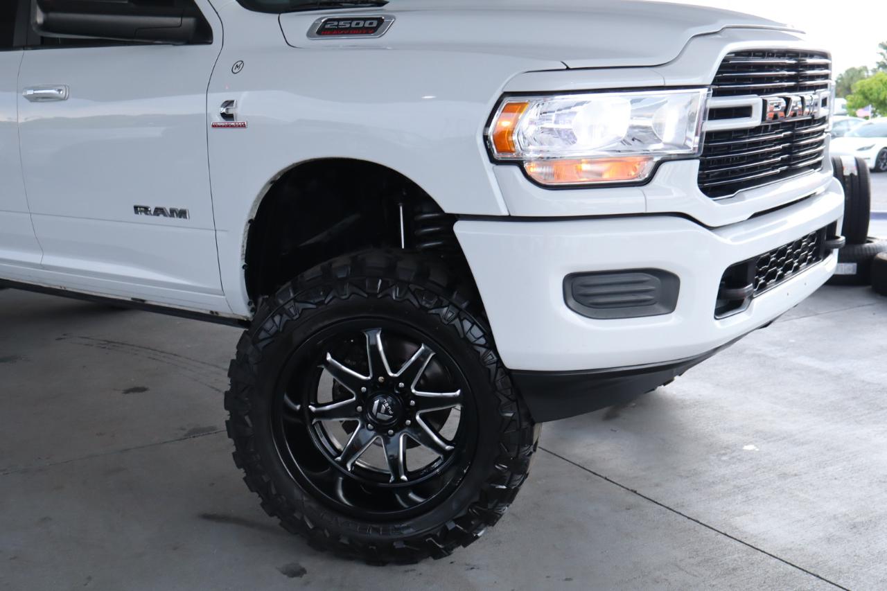 RAM 2500 Big Horn 4x4 Crew Cab 6'4" Box 2019