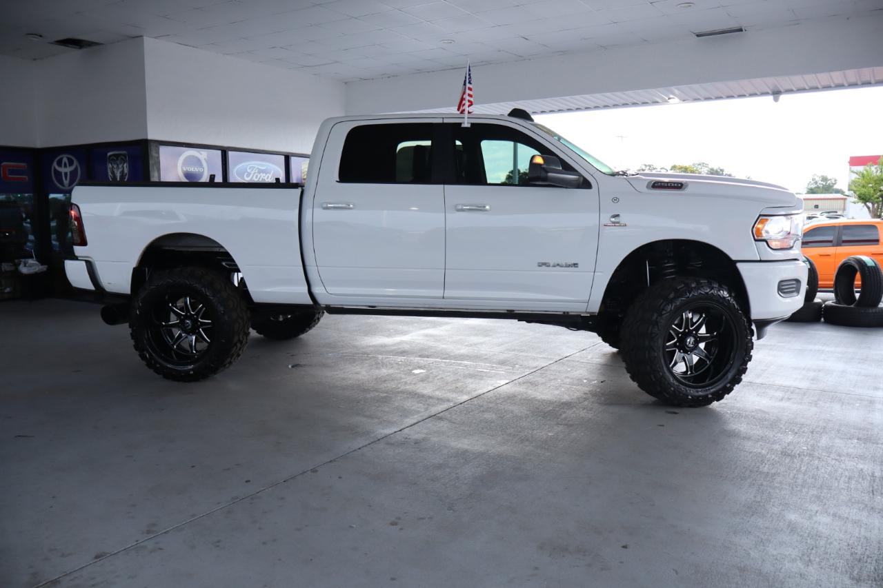 RAM 2500 Big Horn 4x4 Crew Cab 6'4" Box 2019