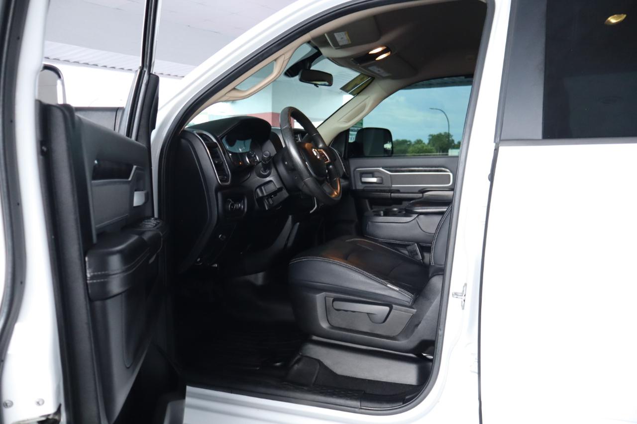 RAM 2500 Big Horn 4x4 Crew Cab 6'4" Box 2019