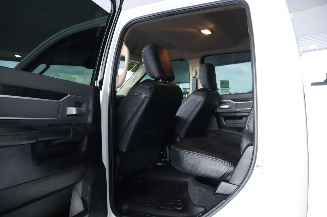 RAM 2500 Big Horn 4x4 Crew Cab 6'4" Box 2019