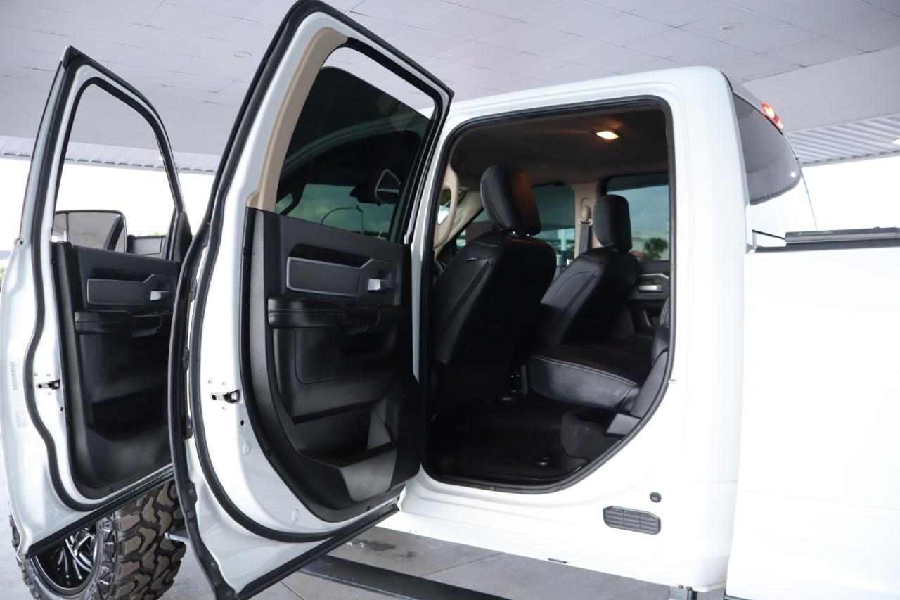 RAM 2500 Big Horn 4x4 Crew Cab 6'4" Box 2019