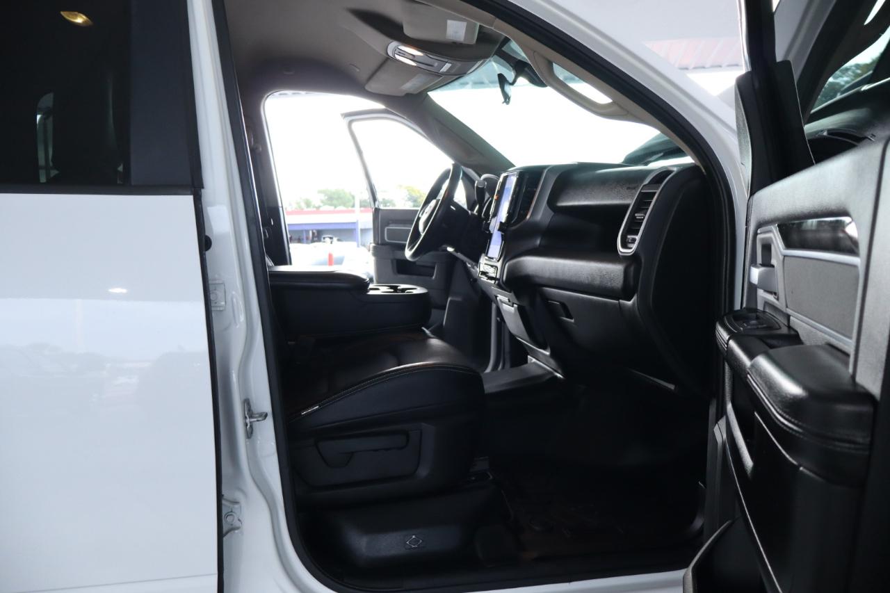 RAM 2500 Big Horn 4x4 Crew Cab 6'4" Box 2019