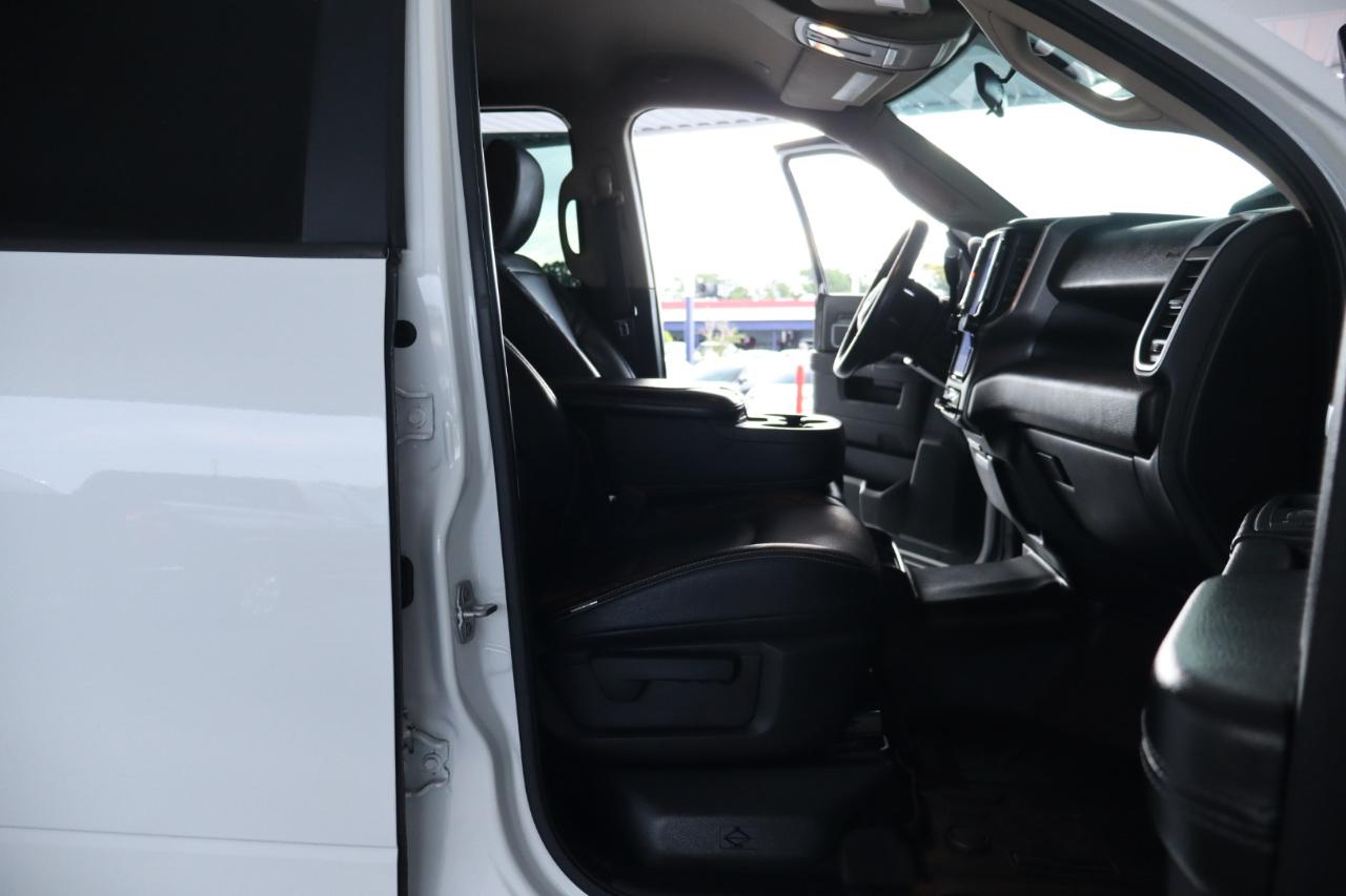 RAM 2500 Big Horn 4x4 Crew Cab 6'4" Box 2019