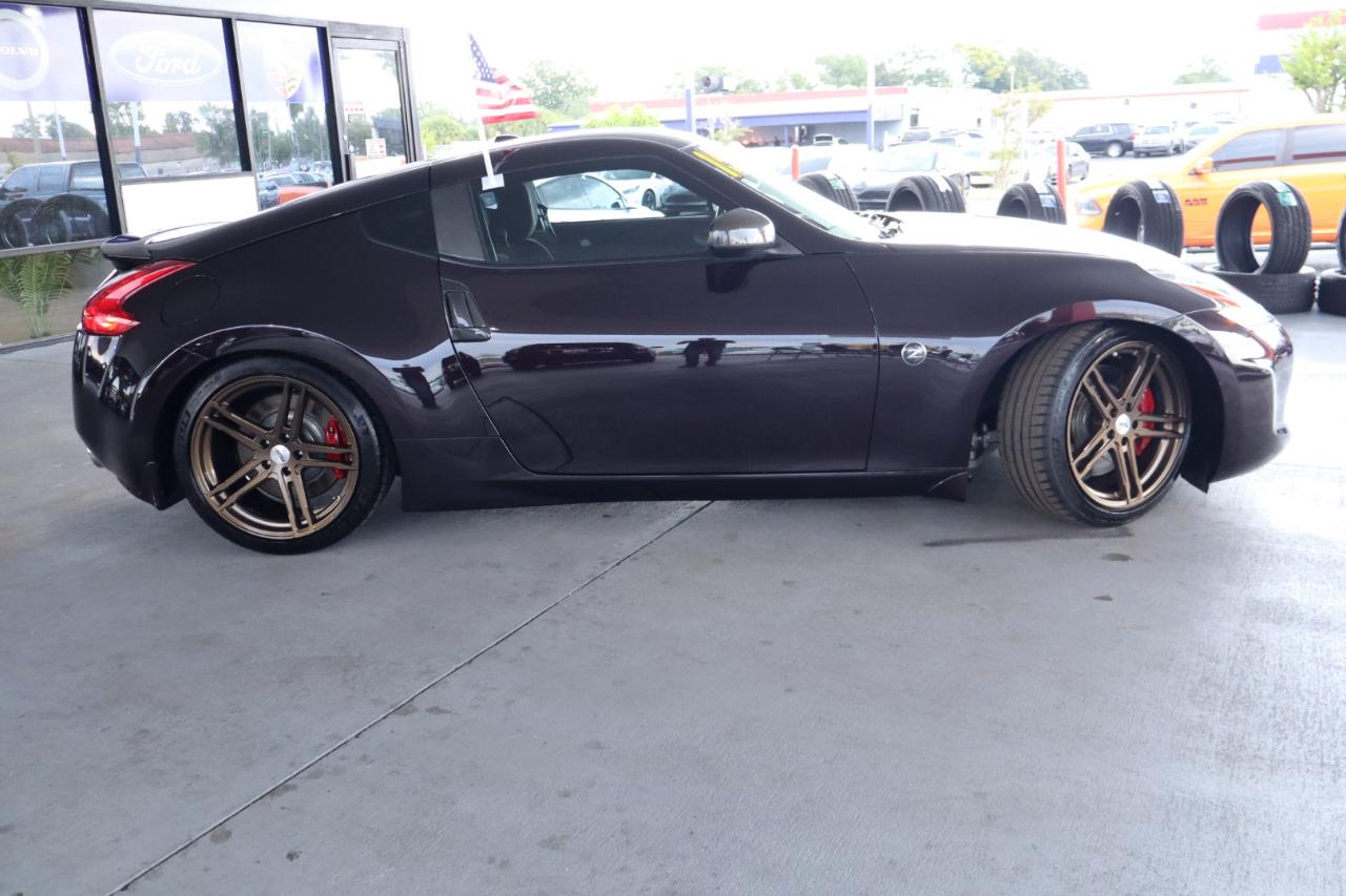 Nissan 370Z 2dr Cpe Auto 2015