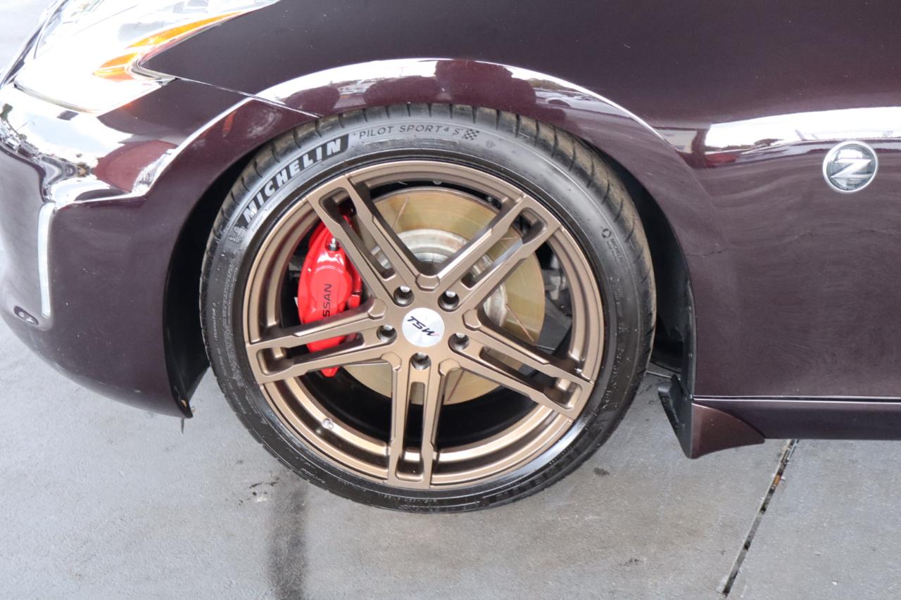 Nissan 370Z 2dr Cpe Auto 2015