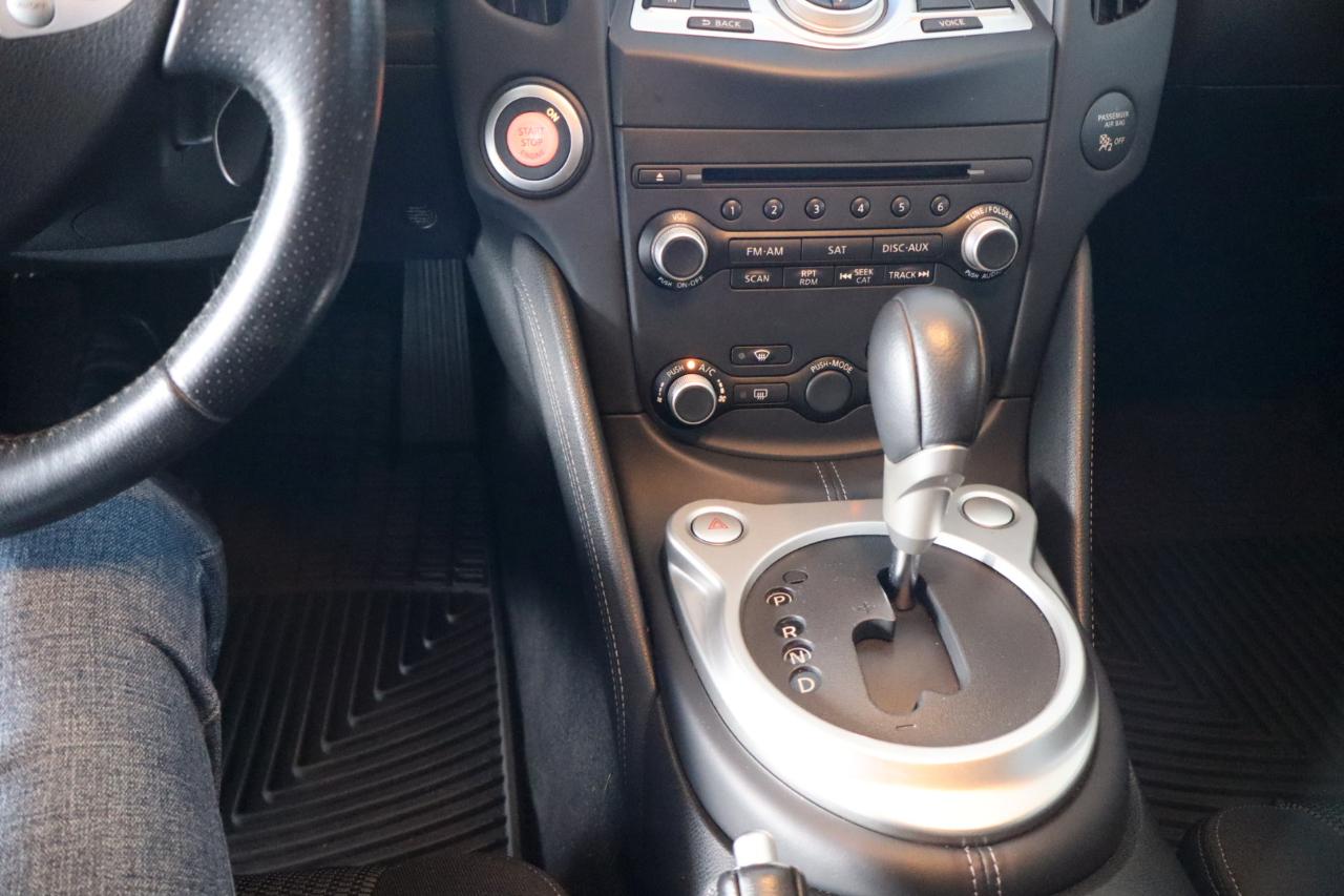 Nissan 370Z 2dr Cpe Auto 2015