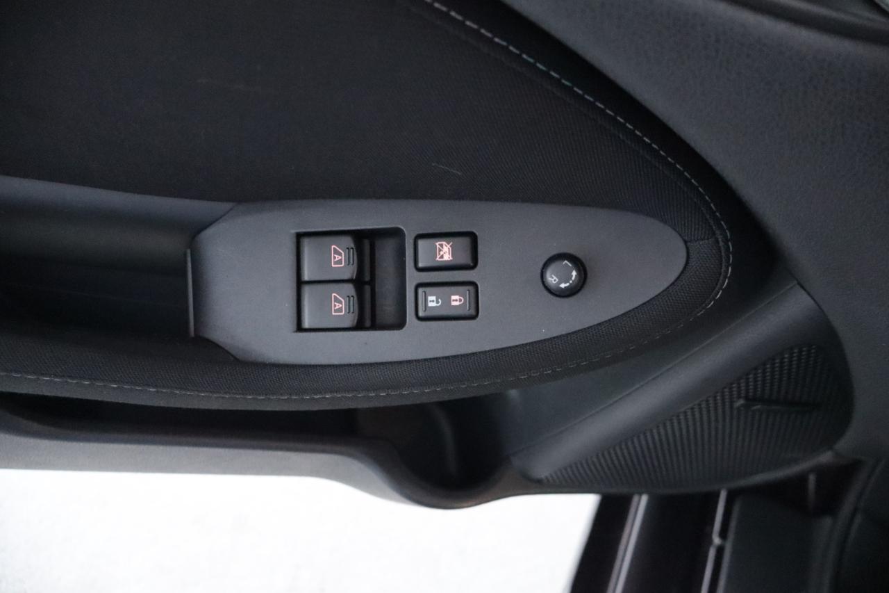 Nissan 370Z 2dr Cpe Auto 2015