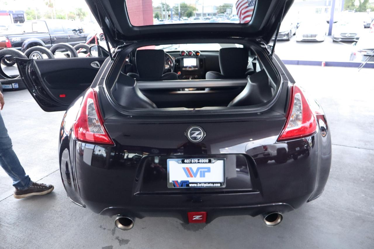 Nissan 370Z 2dr Cpe Auto 2015