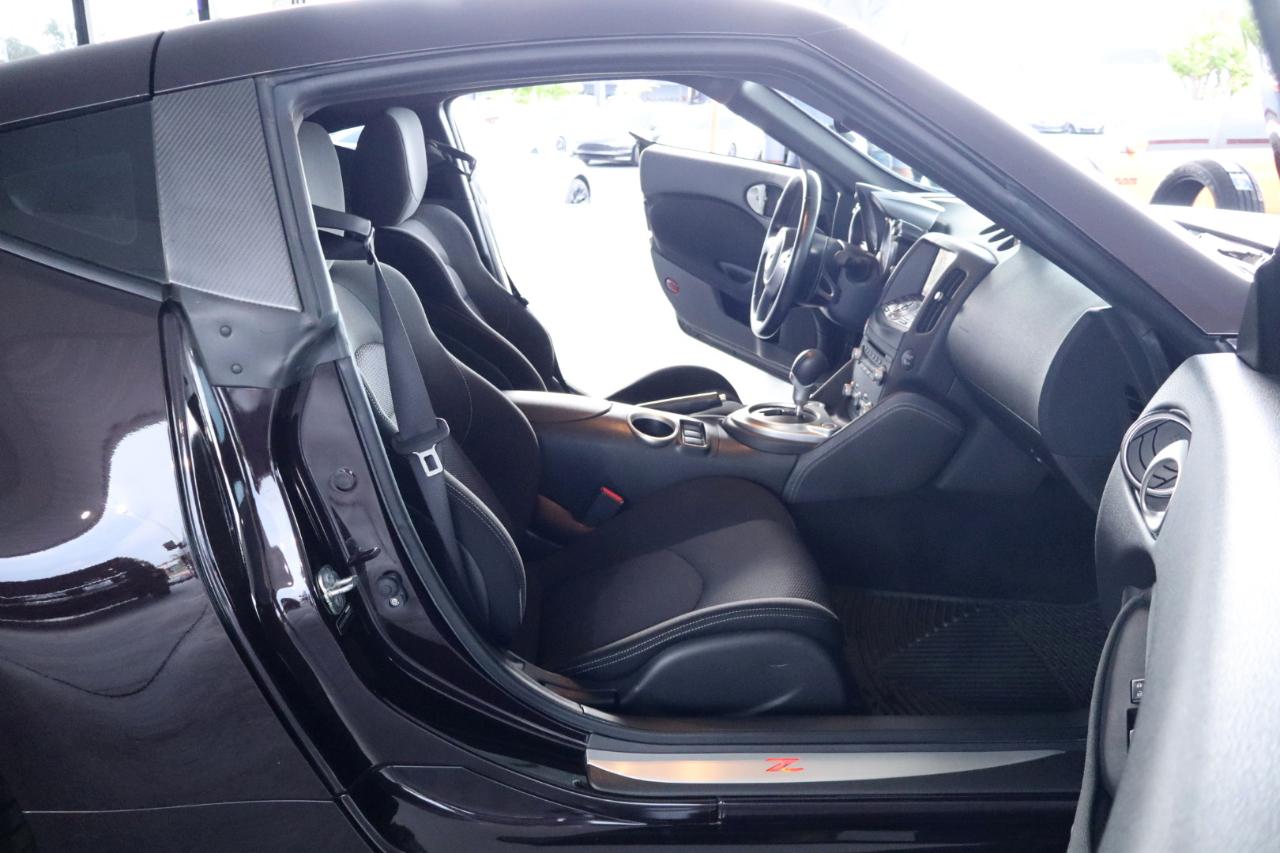 Nissan 370Z 2dr Cpe Auto 2015