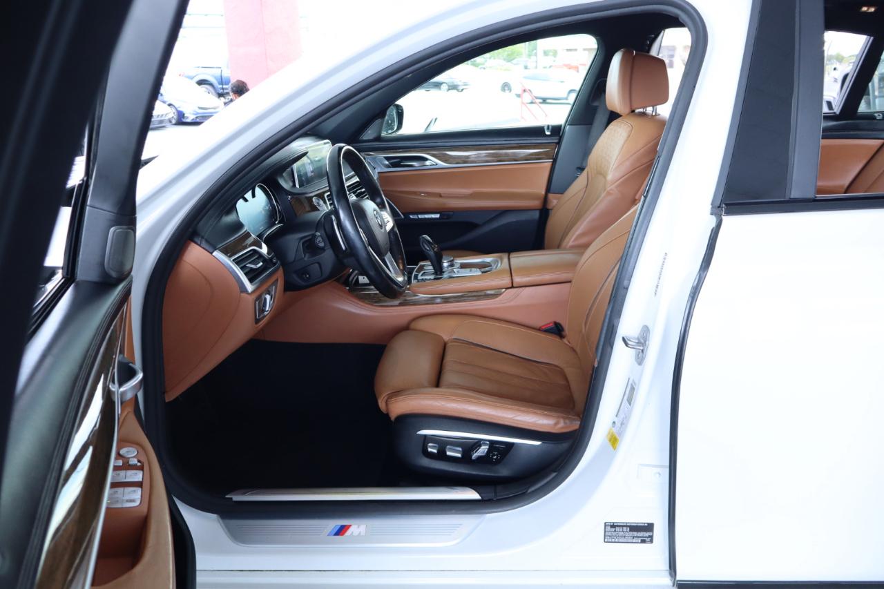 BMW 7 Series 4dr Sdn 750i RWD 2016