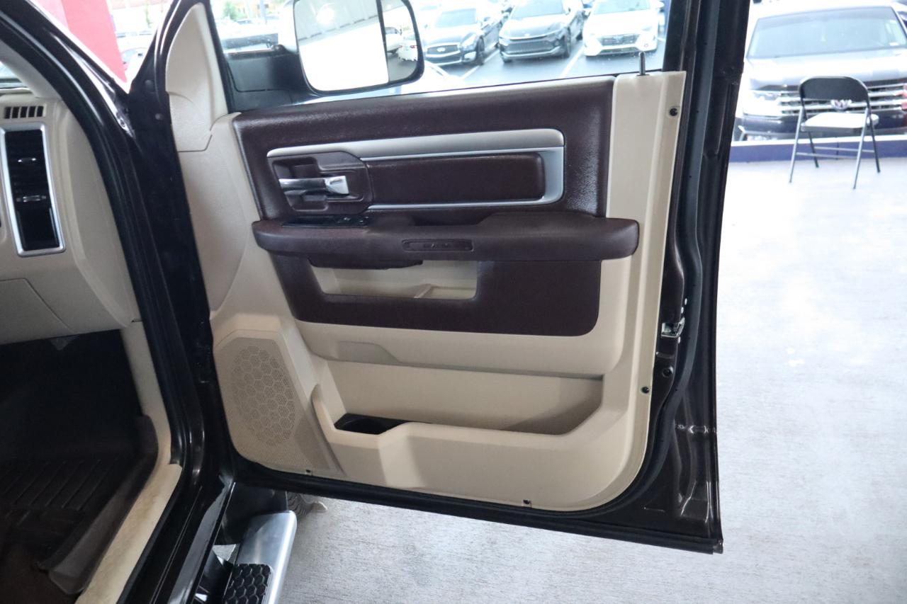 RAM 3500 2WD Crew Cab 149" SLT 2016