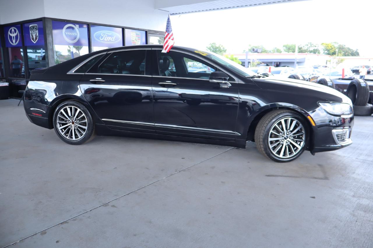 Lincoln MKZ Standard FWD 2020