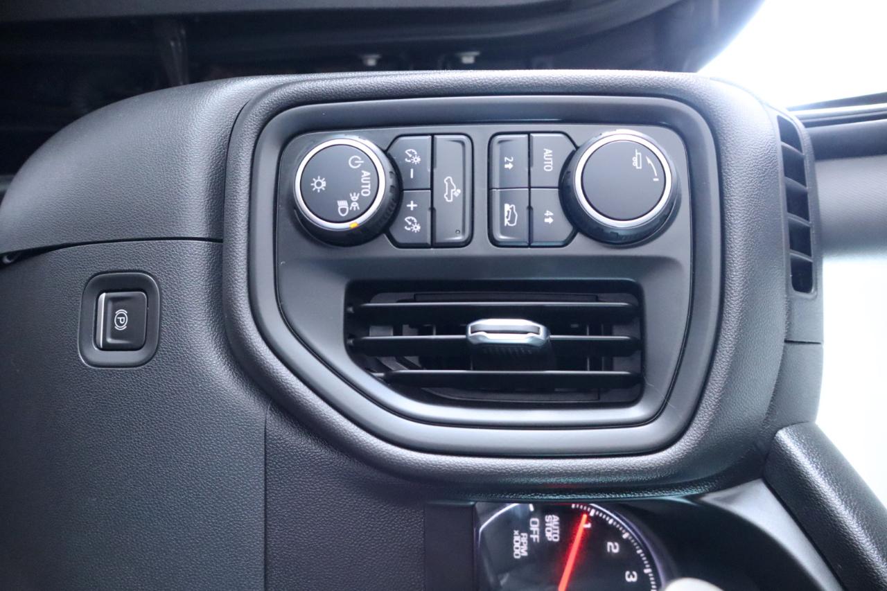 Chevrolet Silverado 1500 LTD 4WD Crew Cab 147" Custom 2022