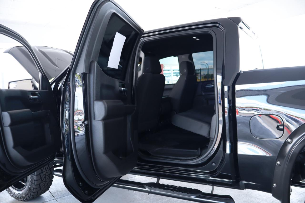 Chevrolet Silverado 1500 LTD 4WD Crew Cab 147" Custom 2022