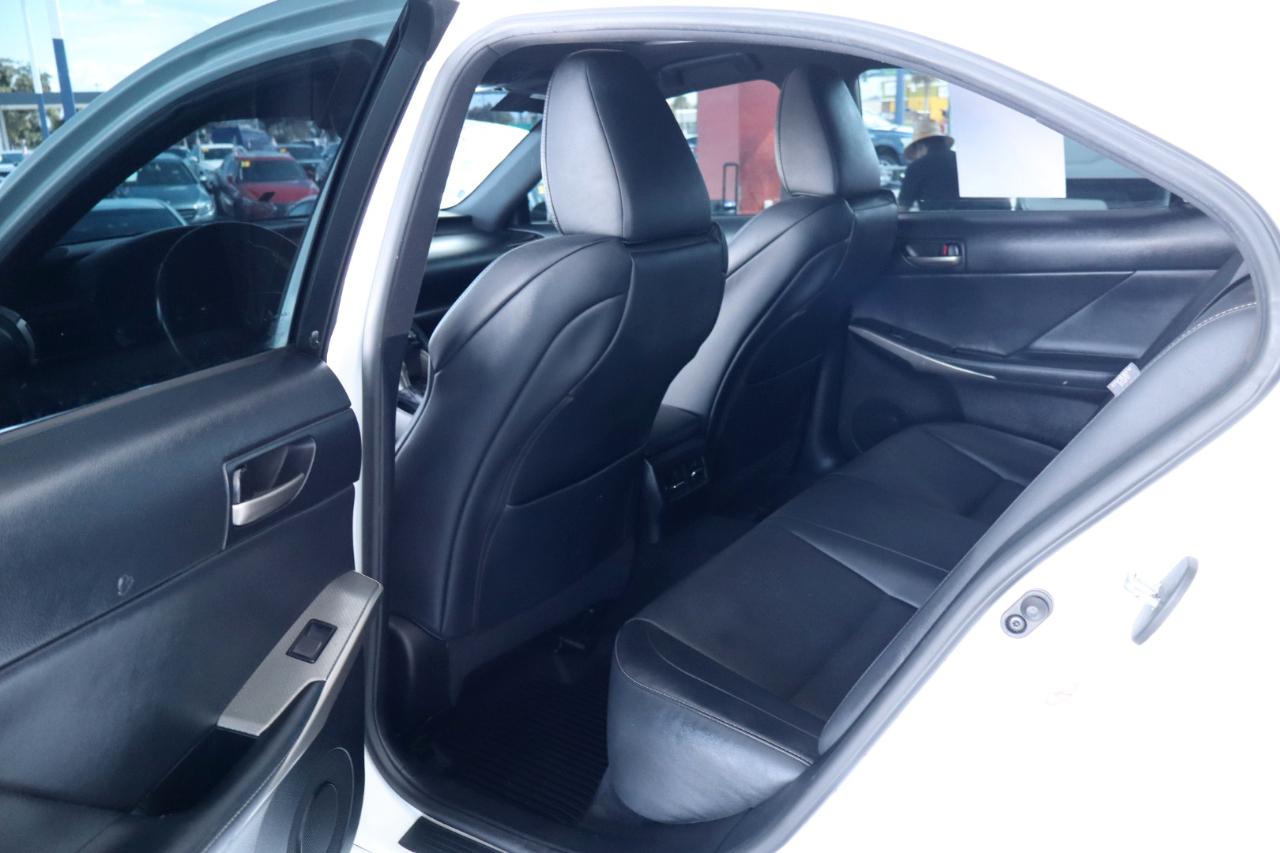 Lexus IS IS 350 AWD 2017