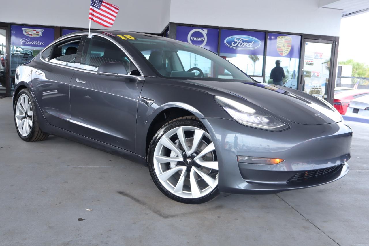 Tesla Model 3 Mid Range Battery RWD 2018
