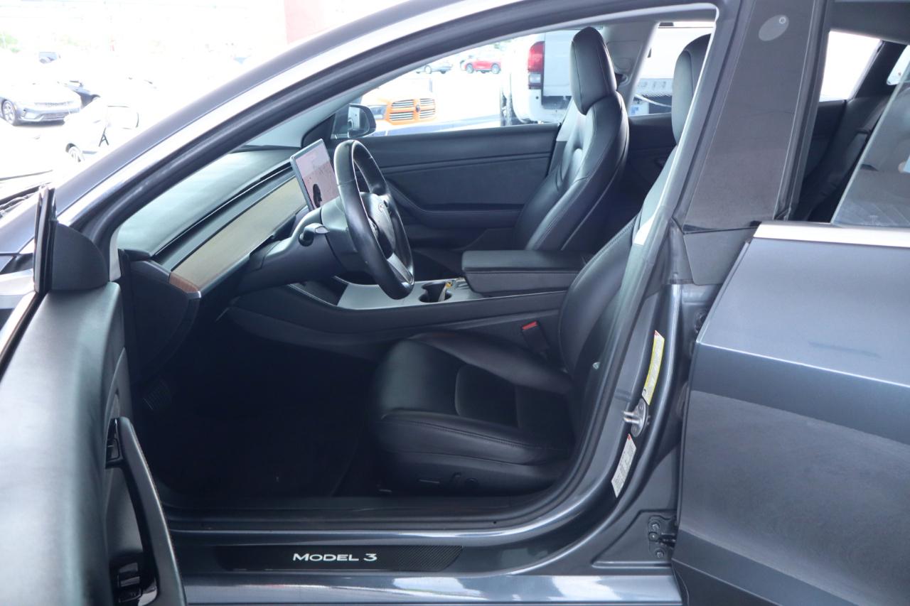 Tesla Model 3 Mid Range Battery RWD 2018
