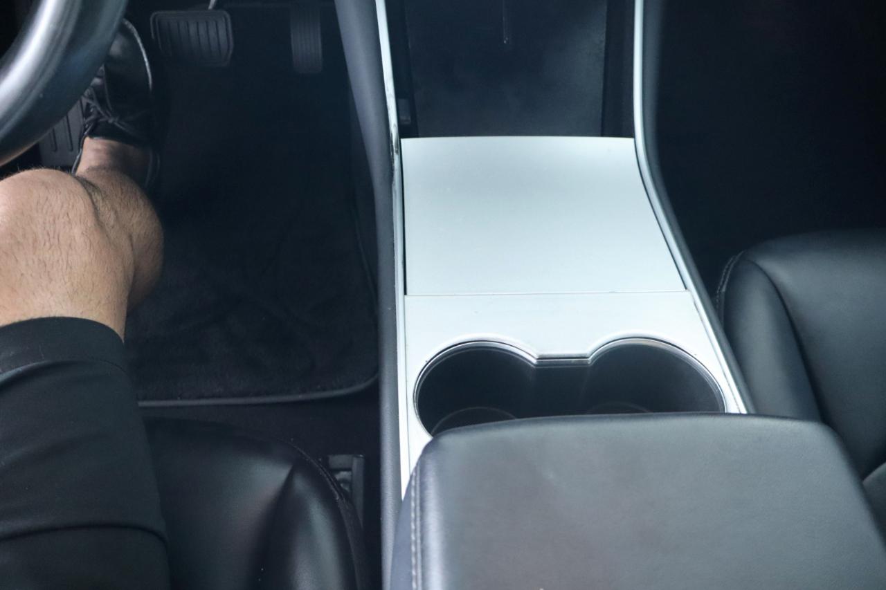 Tesla Model 3 Mid Range Battery RWD 2018