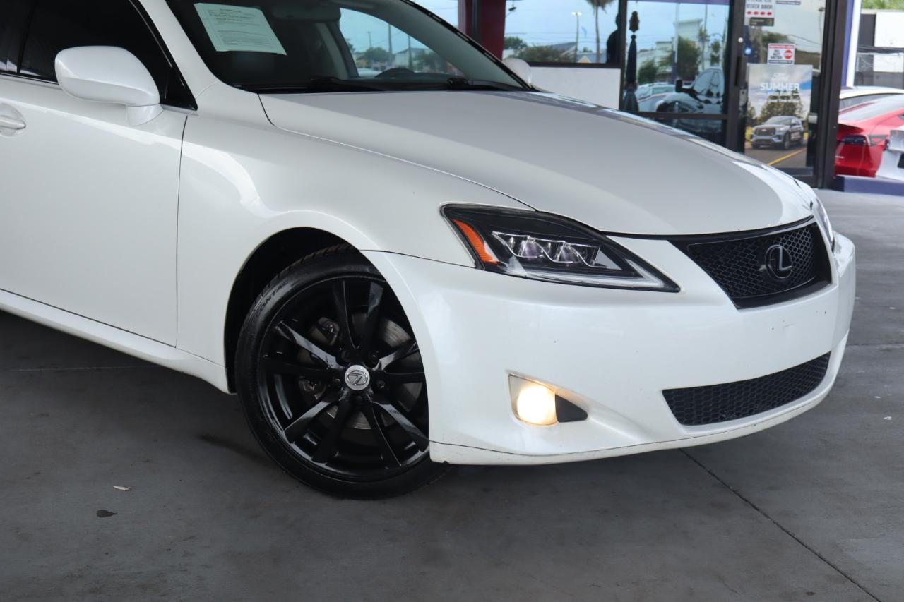 Lexus IS 250 4dr Sport Sdn Man RWD 2008