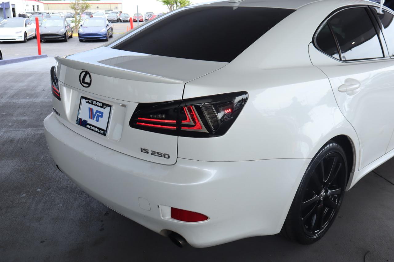 Lexus IS 250 4dr Sport Sdn Man RWD 2008