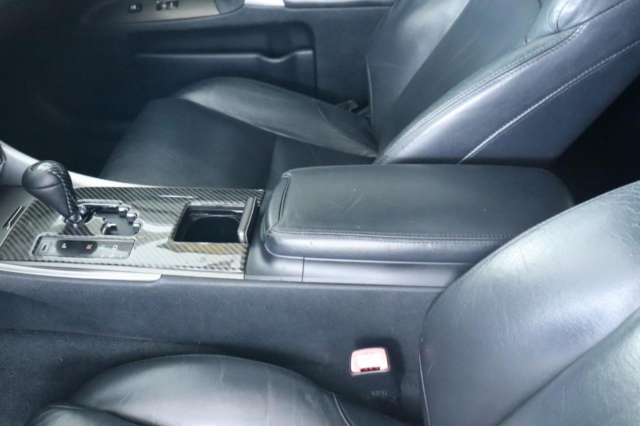 Lexus IS 250 4dr Sport Sdn Man RWD 2008