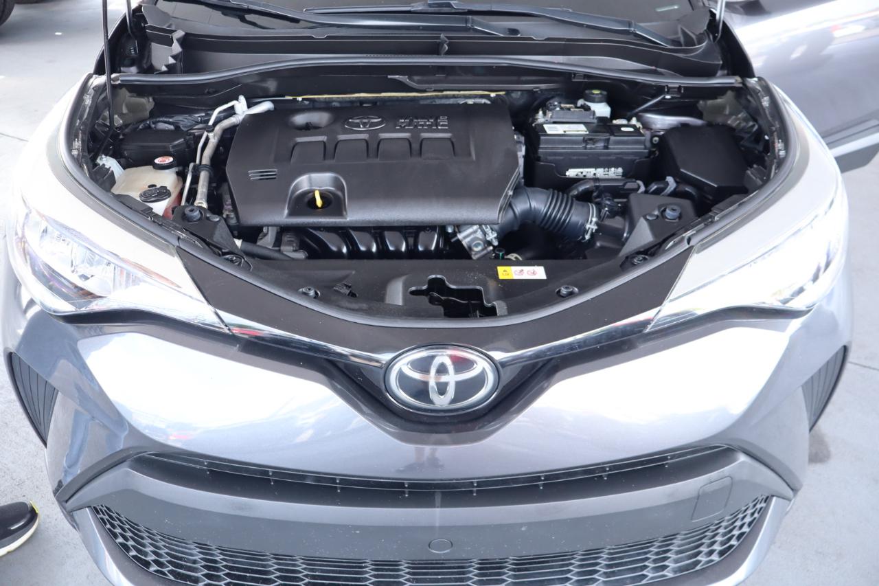 Toyota C-HR LE 2021
