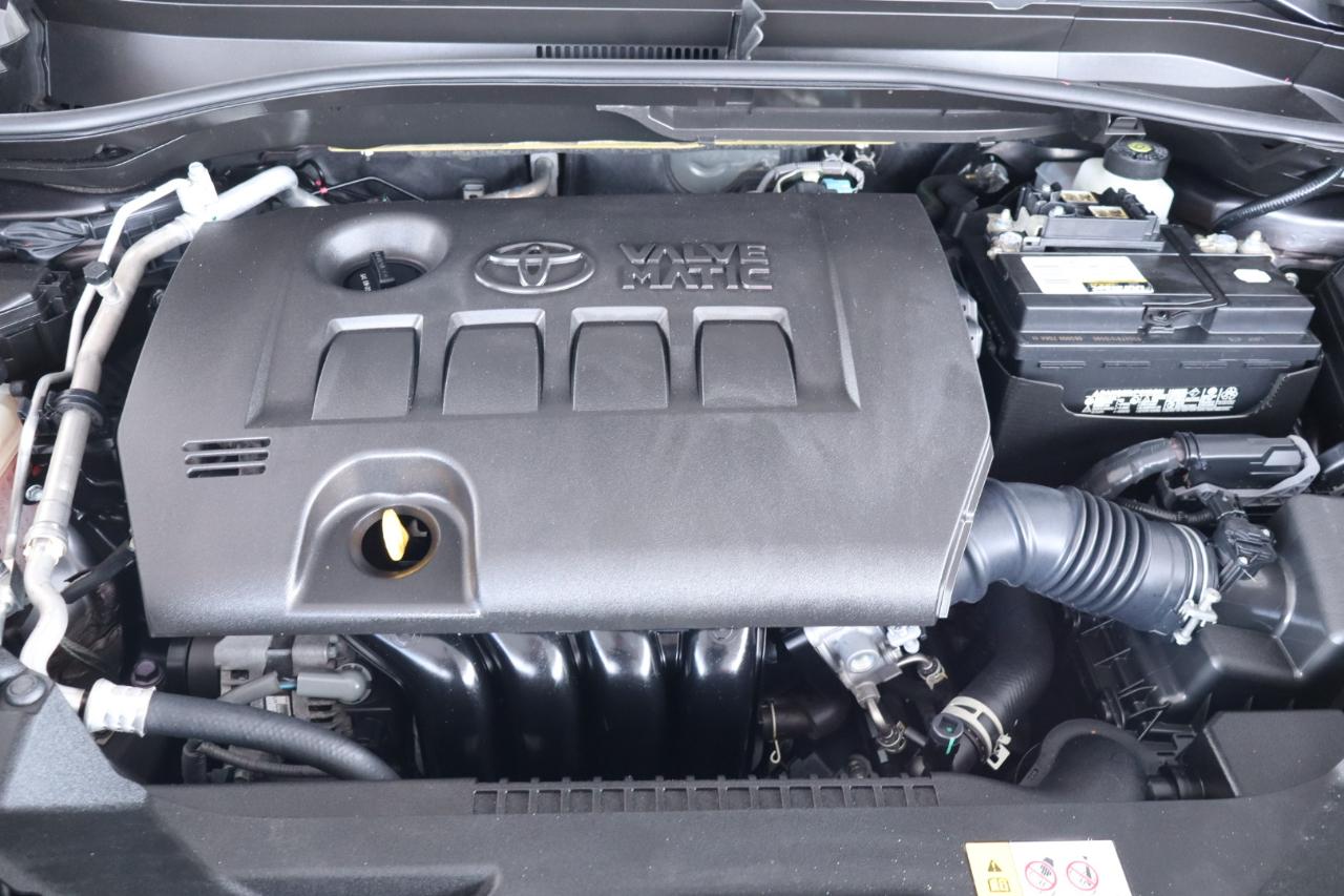 Toyota C-HR LE 2021