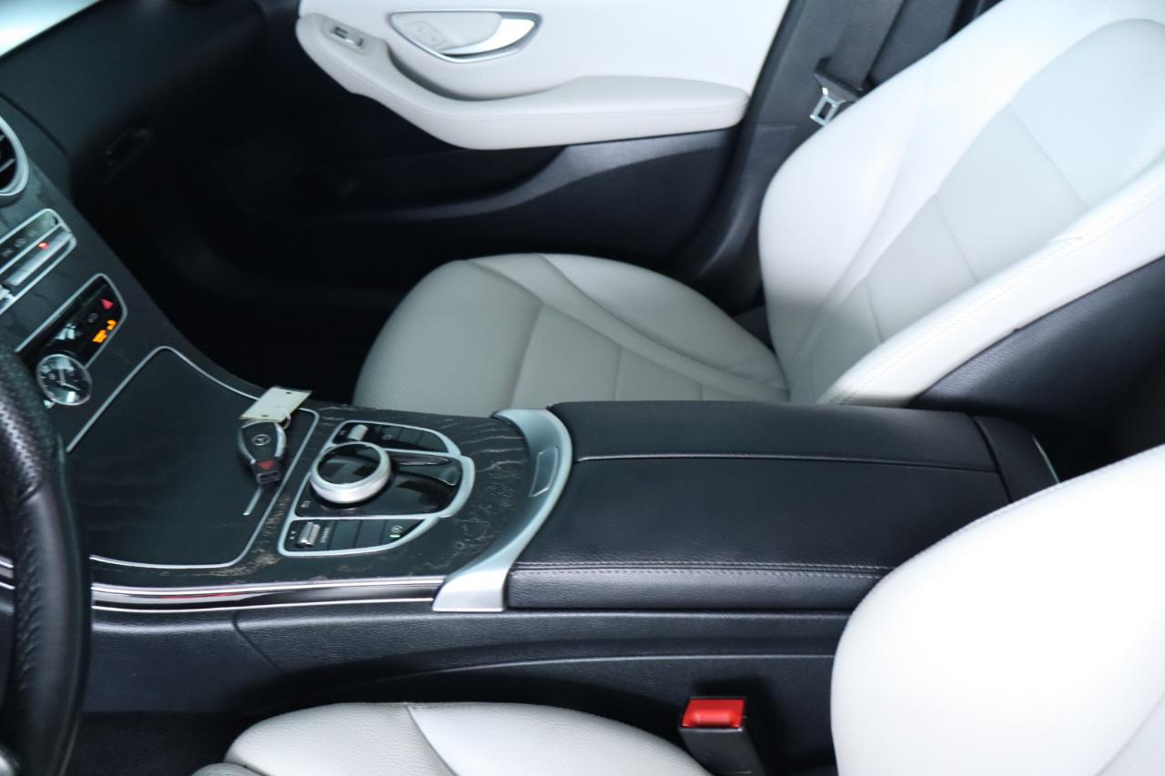 Mercedes-Benz C-Class C 300 4MATIC Sedan 2017