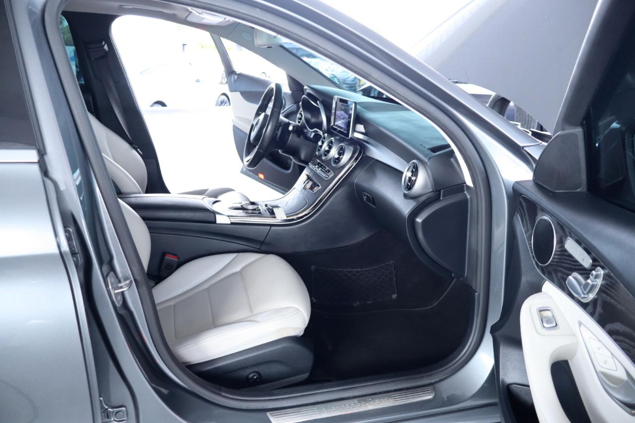 Mercedes-Benz C-Class C 300 4MATIC Sedan 2017