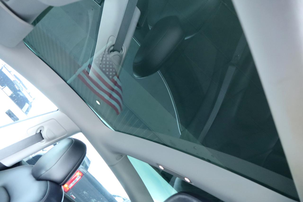 Tesla Model 3 Mid Range Battery RWD 2018