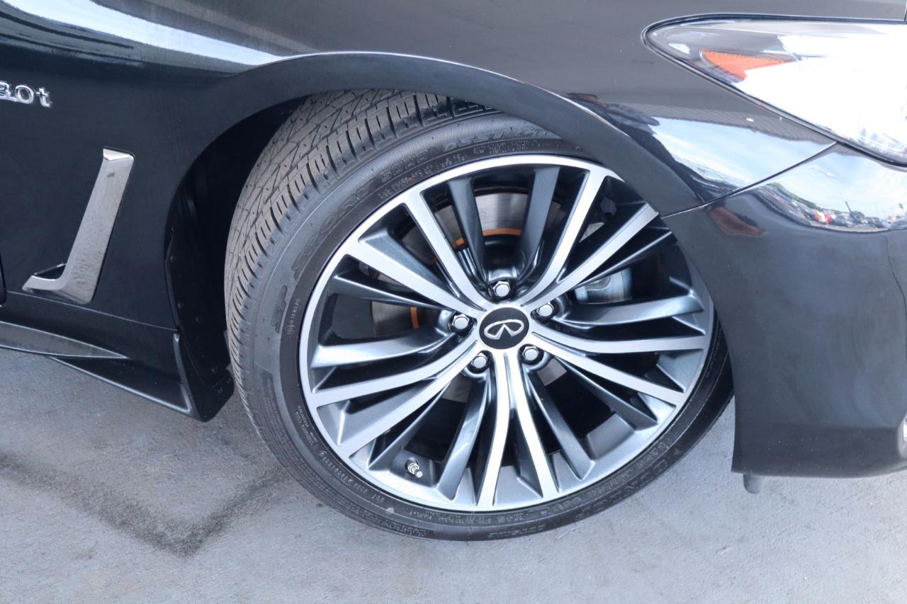 Infiniti Q60 3.0t LUXE RWD 2020