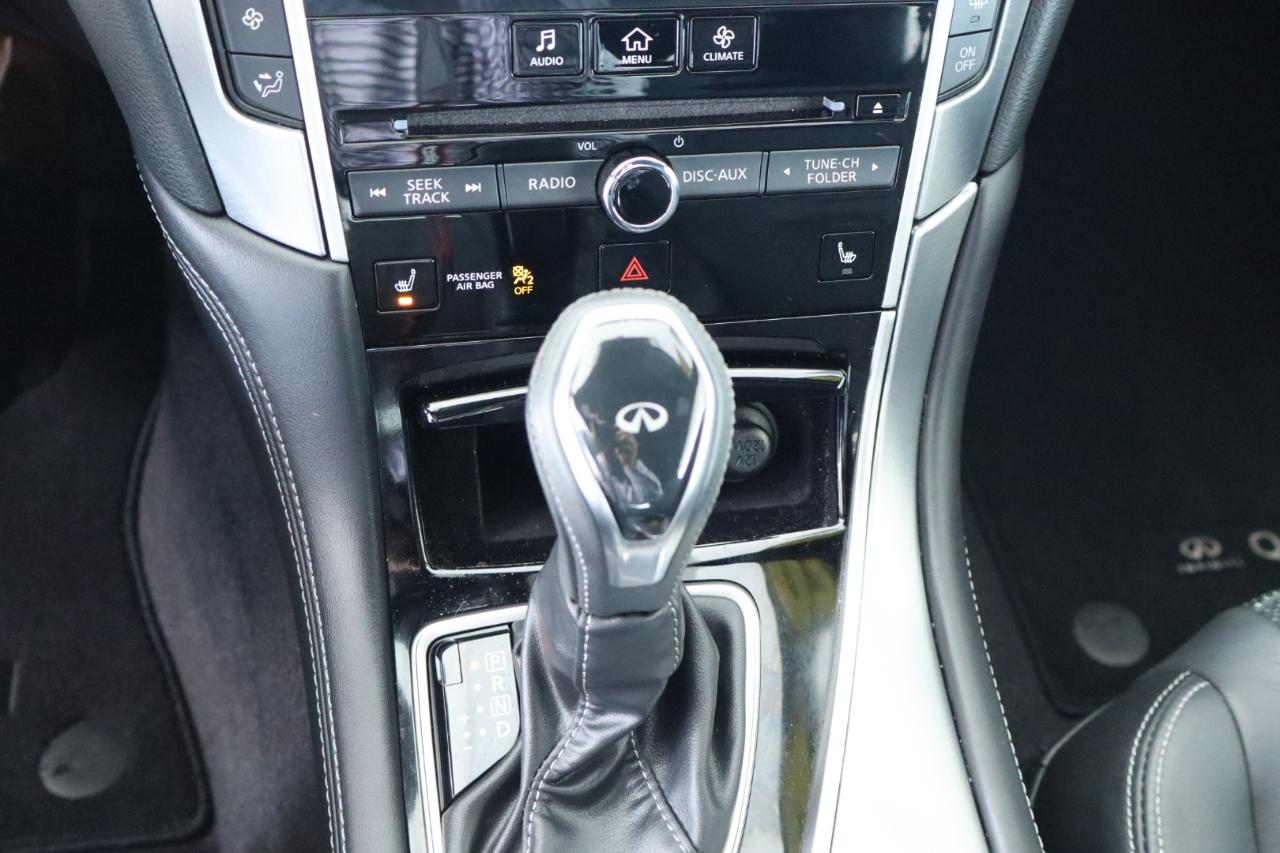 Infiniti Q60 3.0t LUXE RWD 2020