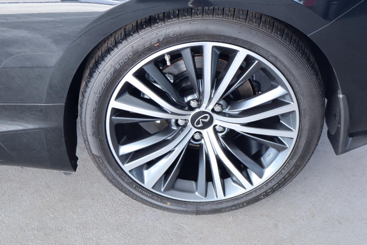 Infiniti Q60 3.0t LUXE RWD 2020