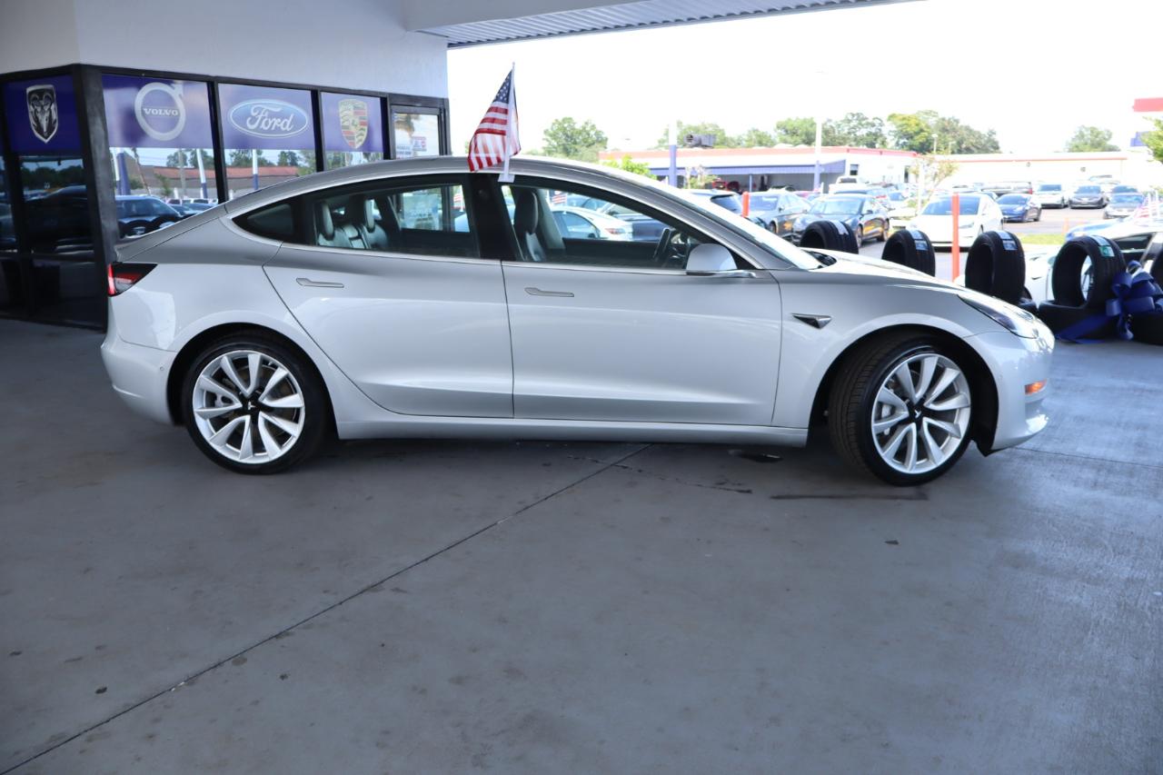 Tesla Model 3 Mid Range Battery RWD 2018