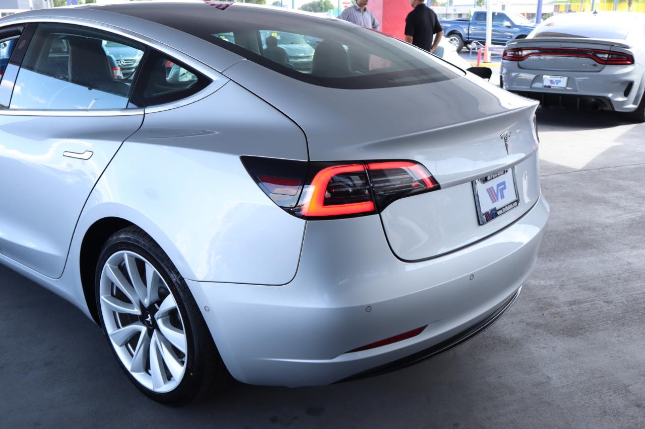Tesla Model 3 Mid Range Battery RWD 2018