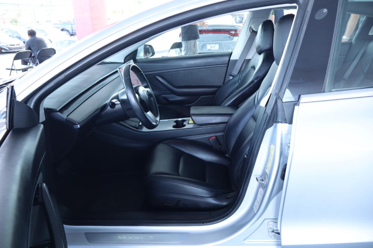 Tesla Model 3 Mid Range Battery RWD 2018
