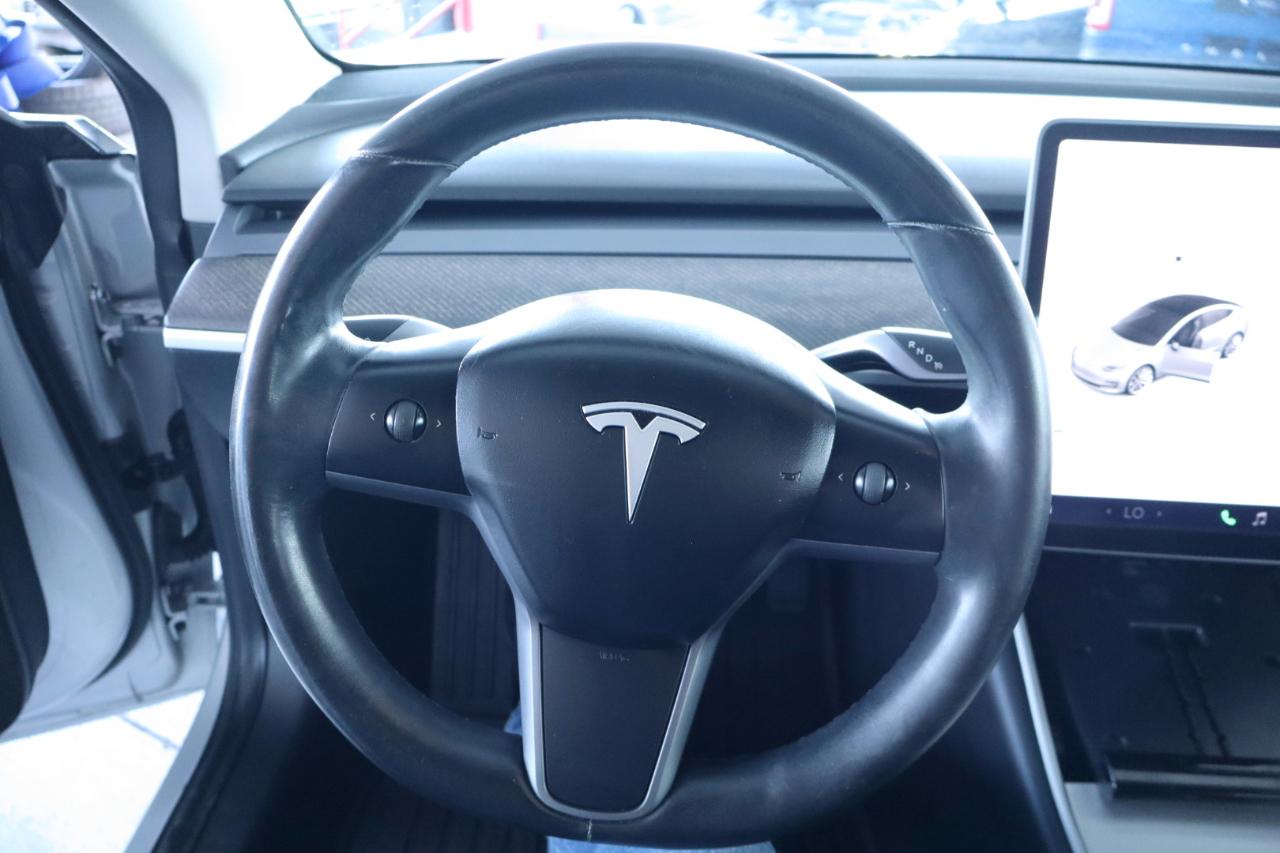 Tesla Model 3 Mid Range Battery RWD 2018