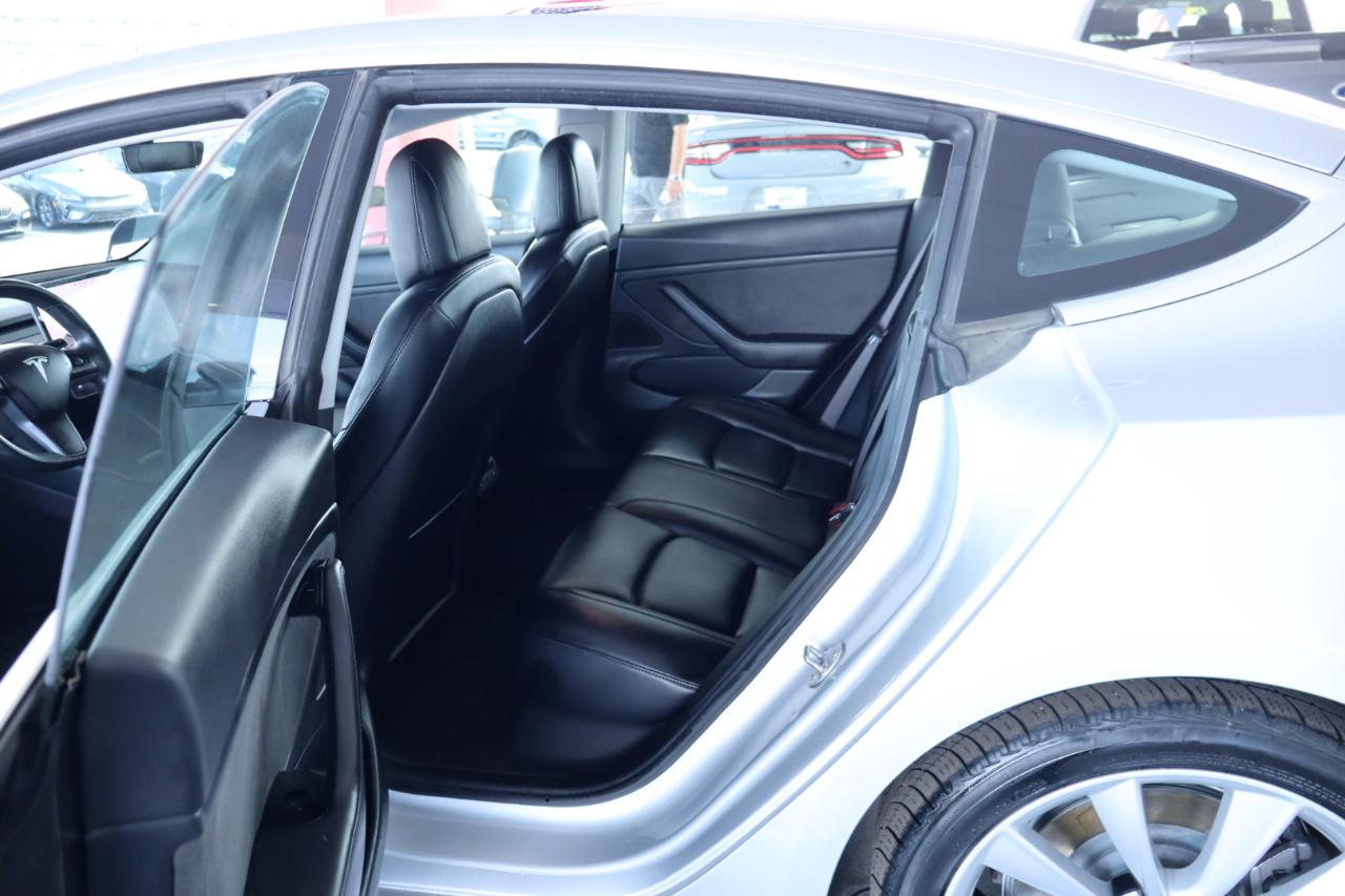 Tesla Model 3 Mid Range Battery RWD 2018