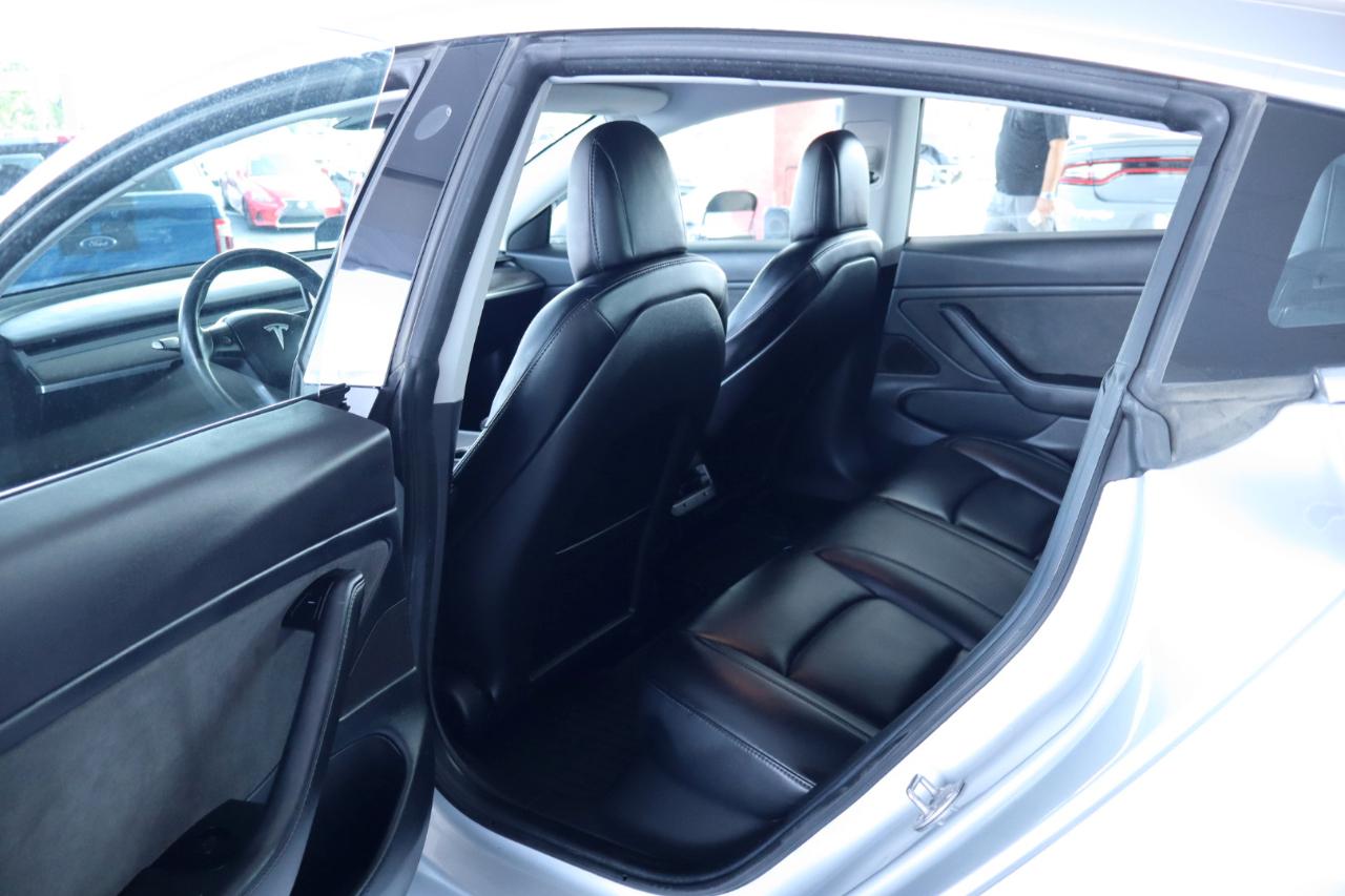 Tesla Model 3 Mid Range Battery RWD 2018
