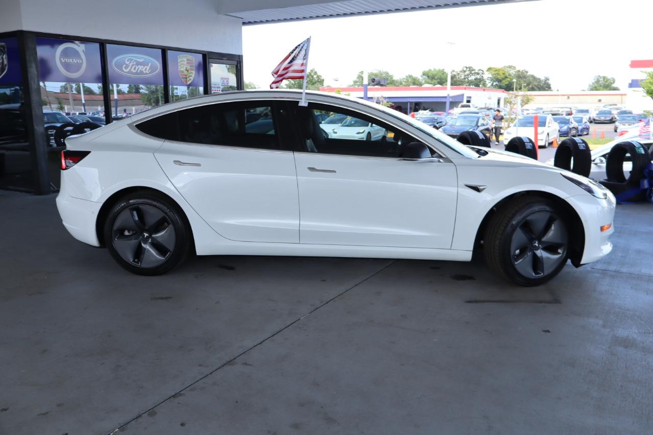 Tesla Model 3 Mid Range Battery RWD 2018