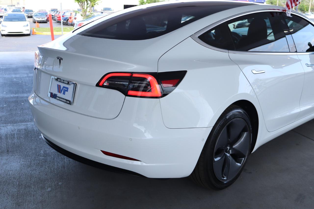 Tesla Model 3 Mid Range Battery RWD 2018