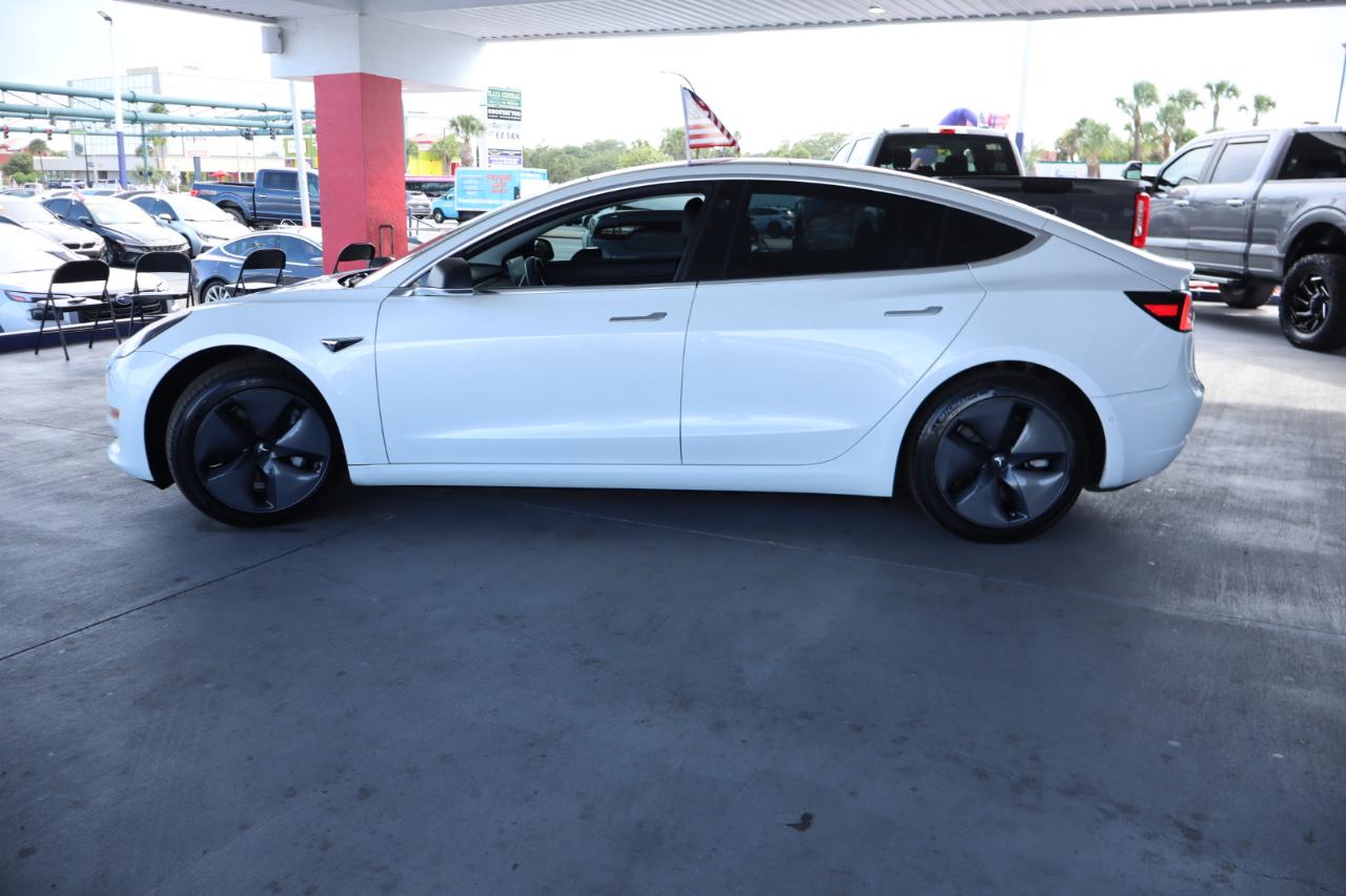 Tesla Model 3 Mid Range Battery RWD 2018