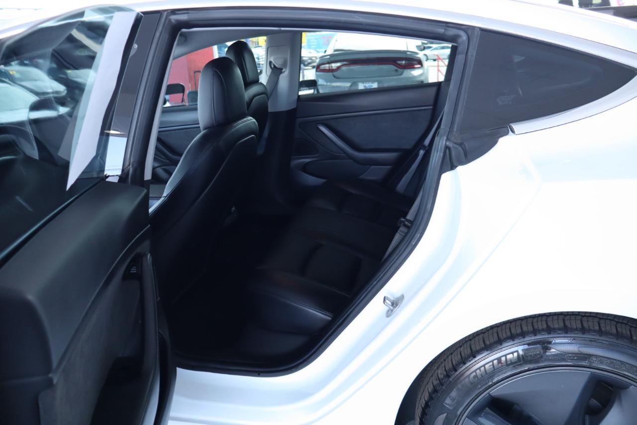 Tesla Model 3 Mid Range Battery RWD 2018